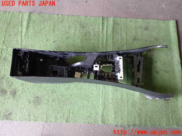 5UPJ-21387540]BMW 118d(1S20 F20)センターコンソール 中古_m0005.jpg