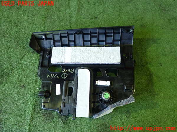 5UPJ-21387691]BMW 118d(1S20 F20)内装トリム類1 中古_m0003.jpg