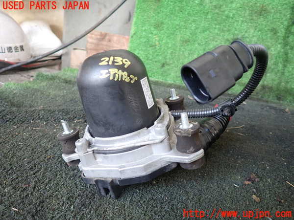 5UPJ-21392590]ポルシェ・カイエン S ハイブリッド(92ACGE)エアポンプ 中古_m0001.jpg