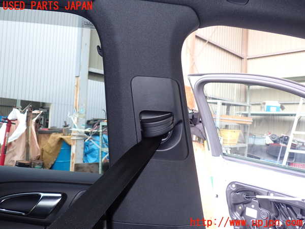 5UPJ-21397670]ポルシェ・カイエン S ハイブリッド(92ACGE)左センターピラートリム 中古_m0002.jpg