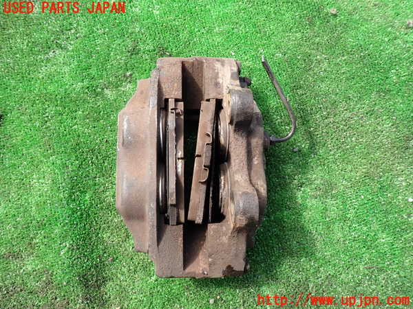 1UPJ-21404080]ランクル70系(HZJ73HV)右フロントキャリパー 中古_m0002.jpg