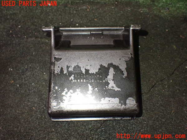 1UPJ-21407821]ランクル70系(HZJ73HV)灰皿1 中古_m0003.jpg