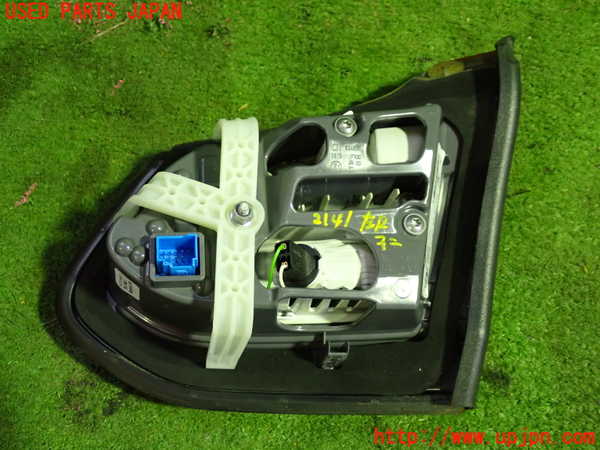 1UPJ-21411552]ベンツ C220 d ステーションワゴン(S205)(205204)左リアフィニッシャー 中古_m0003.jpg