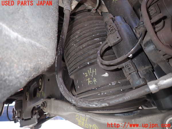 1UPJ-21415100]ベンツ C220 d ステーションワゴン(S205)(205204)右リアスプリング 中古_m0001.jpg
