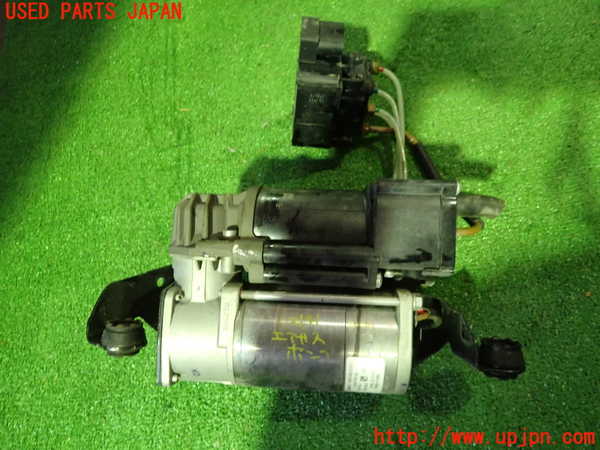 1UPJ-21415535]ベンツ C220 d ステーションワゴン(S205)(205204)エアサスポンプ 中古_m0004.jpg