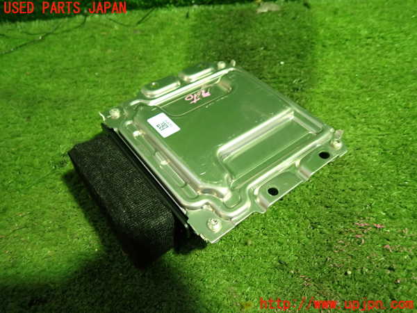 1UPJ-21416151]ベンツ C220 d ステーションワゴン(S205)(205204)コンピューター6 A 000 900 33 13 中古_m0003.jpg