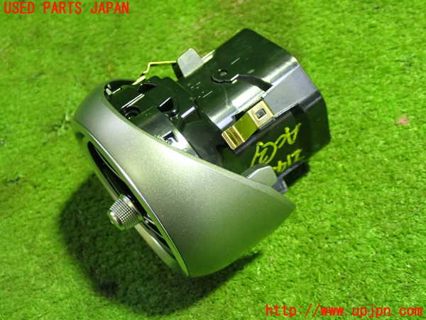 1UPJ-21417527]ベンツ C220 d ステーションワゴン(S205)(205204)エアコン吹き出し口2（左） 中古_m0002.jpg