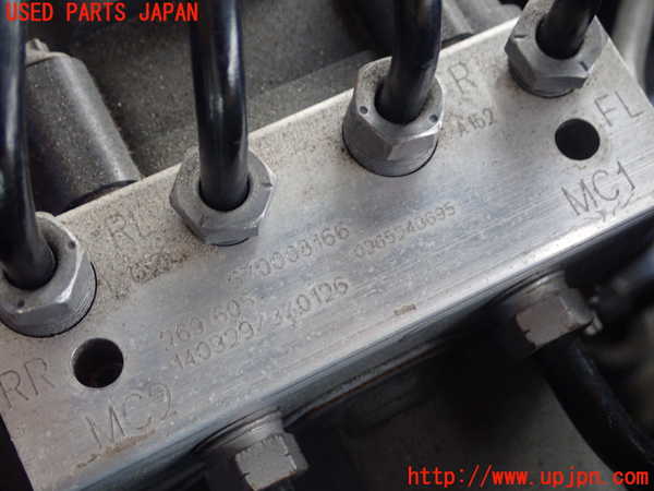 5UPJ-21424040]マセラティ・ギブリ(MG30B)ABSアクチュエーター 中古_m0002.jpg