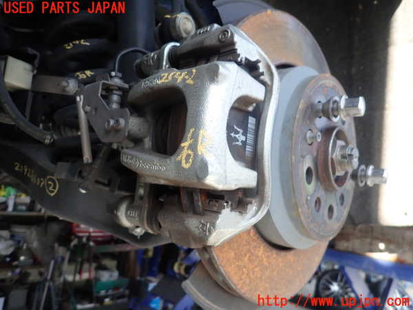 5UPJ-21424090]マセラティ・ギブリ(MG30B)右リアキャリパー 中古_m0001.jpg