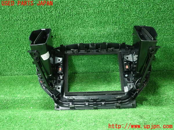 5UPJ-21427527]マセラティ・ギブリ(MG30B)エアコン吹き出し口2 (真ん中) 中古_m0002.jpg