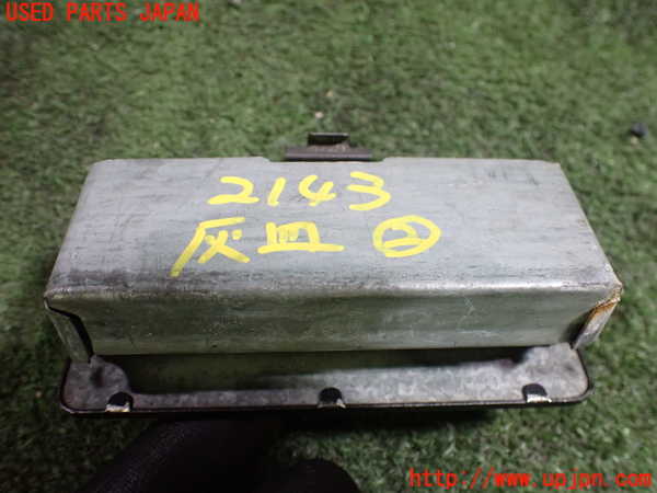 5UPJ-21437822]アウトビアンキ・A112(112A2)灰皿2 中古_m0004.jpg