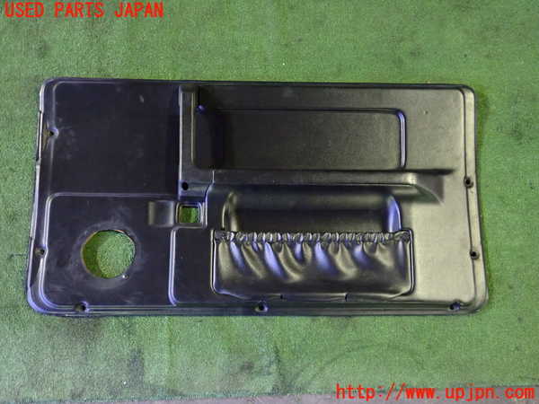 5UPJ-21431234]アウトビアンキ・A112(112A2)右ドア内張り 中古_m0001.jpg