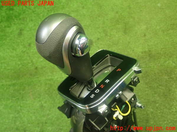 5UPJ-21447555]オデッセイ ハイブリッド(e：HEV)(RC4)ATシフトレバー 中古_m0003.jpg
