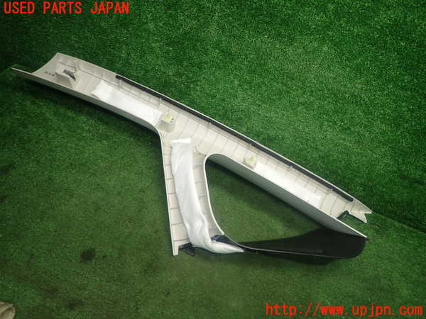 5UPJ-21447655]オデッセイ ハイブリッド(e：HEV)(RC4)右フロントピラートリム 中古_m0003.jpg
