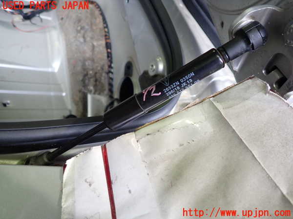 5UPJ-21451506]ポルシェ・ボクスター(98665)トランクダンパー 中古_m0001.jpg