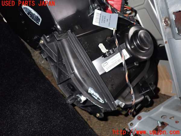 5UPJ-21456081]ポルシェ・ボクスター(98665)エバポレーター1 中古_m0005.jpg