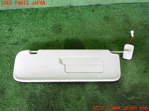5UPJ-21477625]テスラ・モデル 3(3L13T)室内サンバイザー右側 中古_m0002.jpg