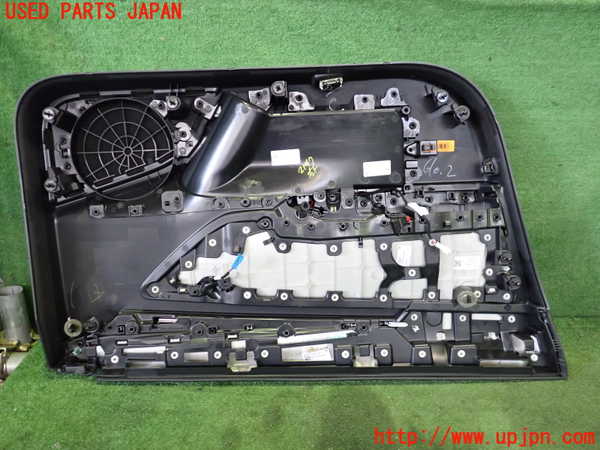 5UPJ-21471234]テスラ・モデル 3(3L13T)右前ドア内張り 中古_m0003.jpg