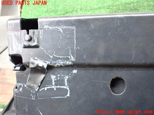 5UPJ-21497516]マセラティ・グラントゥーリズモ(MGT)グローブボックス1 ジャンク部品取り_m0005.jpg