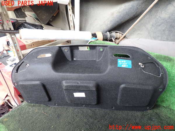 5UPJ-21491578]マセラティ・グラントゥーリズモ(MGT)バックドア内張り 中古_m0002.jpg