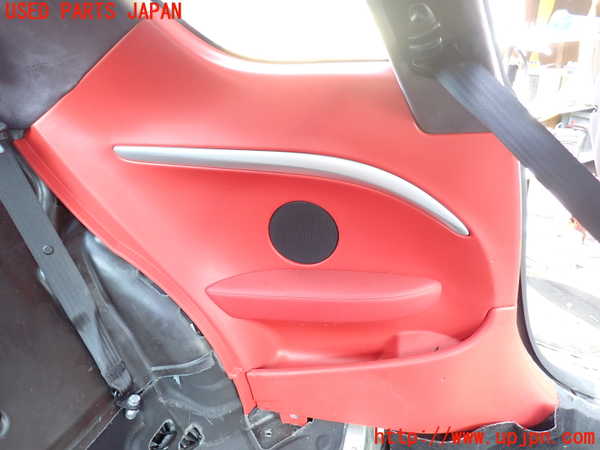 5UPJ-21497680]マセラティ・グラントゥーリズモ(MGT)左リアピラートリム 中古_m0004.jpg