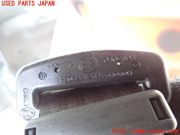 5UPJ-21497185]マセラティ・グラントゥーリズモ(MGT)左2列目シートベルト 中古_m0002.jpg