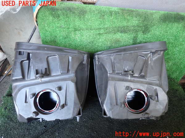1UPJ-21502560]ポルシェ・マカン ターボ(95BCTL)エアクリーナーボックス 中古_m0002.jpg