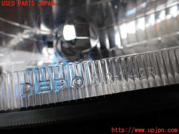 1UPJ-21511130]ハイラックスサーフ(RZN185W)右ヘッドライト ハロゲン 中古_m0004.jpg