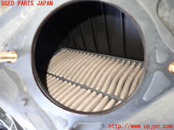 5UPJ-21512560]ハイラックスサーフ(RZN185W)エアクリーナーボックス 中古_m0003.jpg