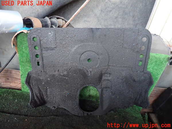 5UPJ-21512170]ハイラックスサーフ(RZN185W)エンジンアンダーカバー 中古_m0002.jpg
