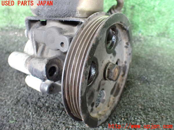 5UPJ-21514250]ハイラックスサーフ(RZN185W)パワステポンプ 中古_m0003.jpg