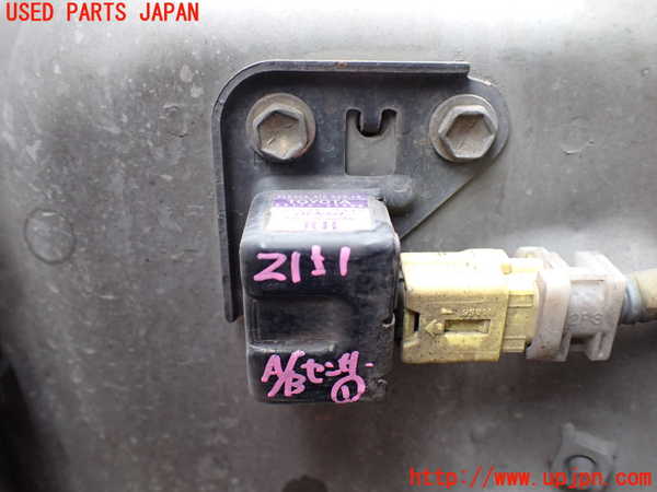 5UPJ-21516356]ハイラックスサーフ(RZN185W)エアバッグセンサー1 中古_m0001.jpg