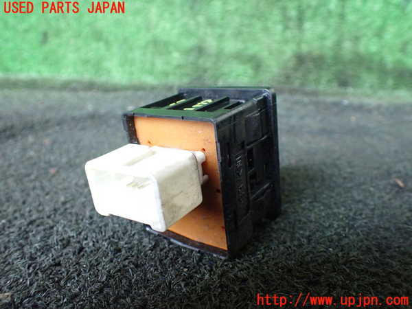 5UPJ-21516280]ハイラックスサーフ(RZN185W)ミラースイッチ 中古_m0002.jpg
