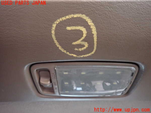 5UPJ-21516413]ハイラックスサーフ(RZN185W)ルームランプ3 (ラゲッジ) 中古_m0001.jpg