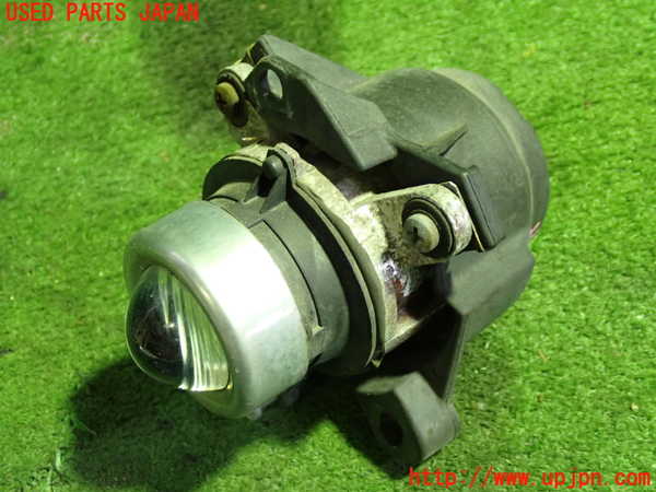 5UPJ-21521180]アバルト・595(312141)右フォグ 中古_m0002.jpg