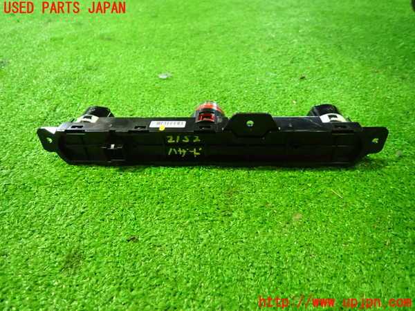 5UPJ-21526290]アバルト・595(312141)ハザードスイッチ 中古_m0002.jpg