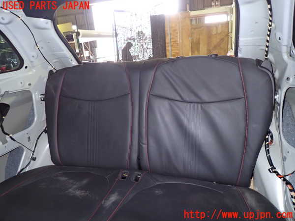 5UPJ-21527385]アバルト・595(312141)リアシート 中古_m0003.jpg