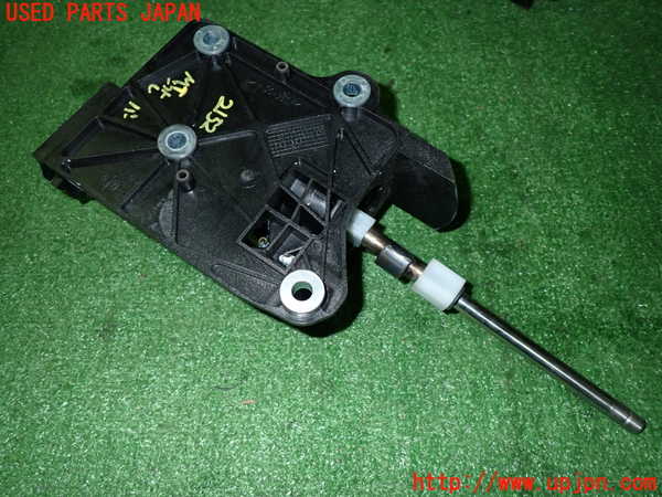5UPJ-21527560]アバルト・595(312141)MTシフトレバー 中古_m0002.jpg