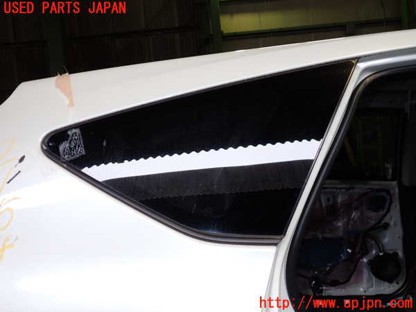 2UPJ-21541380]プリウスα(ZVW41W)右クォーターガラス 中古 AGC M2L3 43R-007953_m0001.jpg