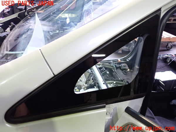 2UPJ-21541202]プリウスα(ZVW41W)左フロント三角窓ガラス 中古 AGC M2H4 43R-00034_m0001.jpg