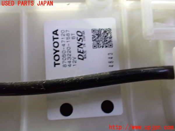 2UPJ-21546081]プリウスα(ZVW41W)エバポレーター1 中古_m0002.jpg