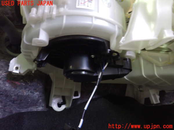 2UPJ-21546095]プリウスα(ZVW41W)ブロアファン(ブロアーファン) 中古_m0002.jpg