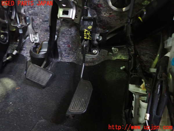 2UPJ-21546381]プリウスα(ZVW41W)センサー1(アクセルペダル) 中古_m0001.jpg