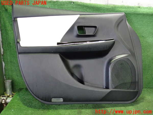 2UPJ-21541264]プリウスα(ZVW41W)左前ドア内張り 中古_m0001.jpg