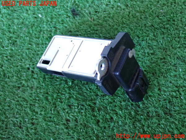 2UPJ-21576320]ハイラックスサーフ(TRN215W)エアフロメーター 中古_m0001.jpg