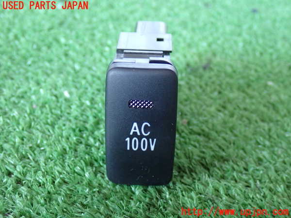 2UPJ-21576309]ハイラックスサーフ(TRN215W)スイッチ4 (AC100V) 中古_m0001.jpg
