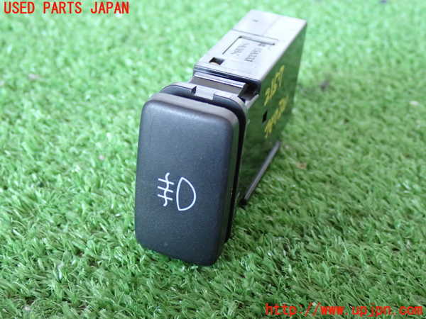 2UPJ-21576295]ハイラックスサーフ(TRN215W)フォグスイッチ 中古_m0001.jpg