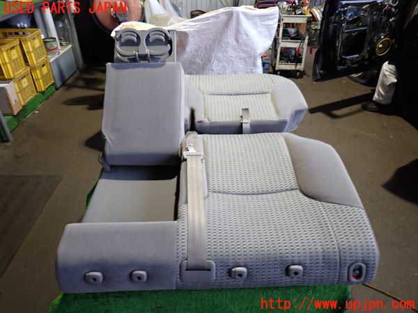 2UPJ-21577405]ハイラックスサーフ(TRN215W)右リアシート 中古_m0002.jpg