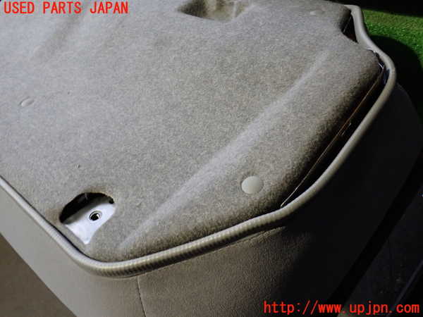 2UPJ-21577405]ハイラックスサーフ(TRN215W)右リアシート 中古_m0003.jpg