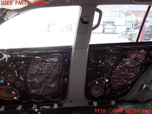 2UPJ-21577665]ハイラックスサーフ(TRN215W)右センターピラートリム 中古_m0001.jpg